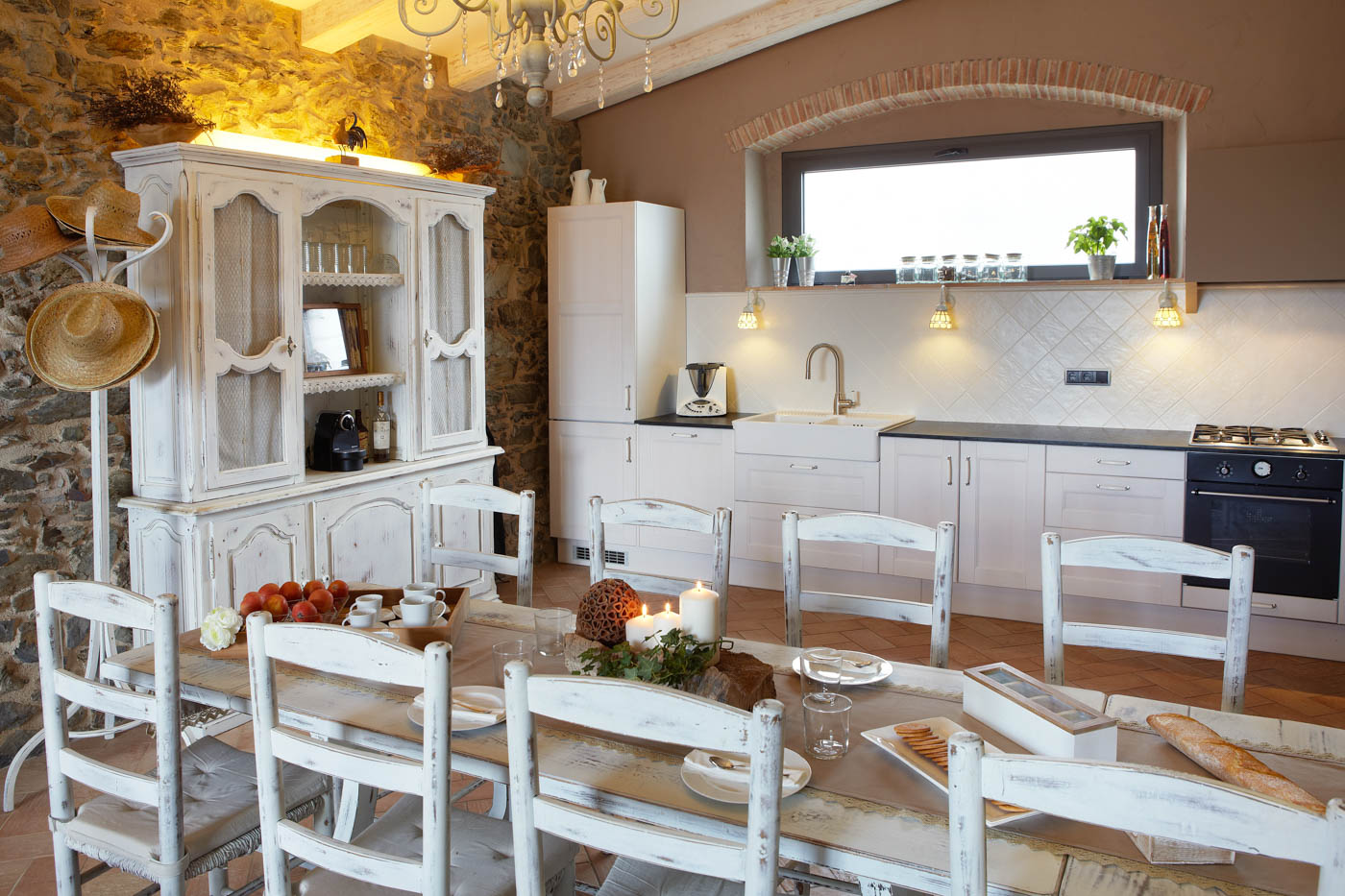 Casita (anexo) con cocina propia